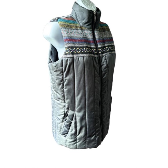 Fresh Puffy Vest Front Zip - Picture 2 of 5